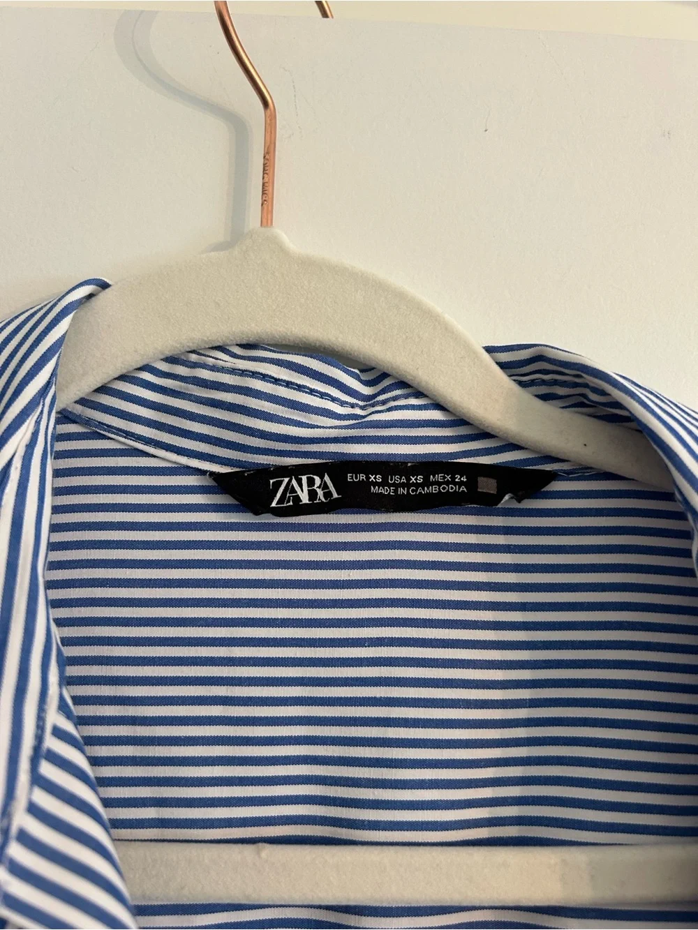 ZARA Womens Blue & White Striped Button-Up Shirt
